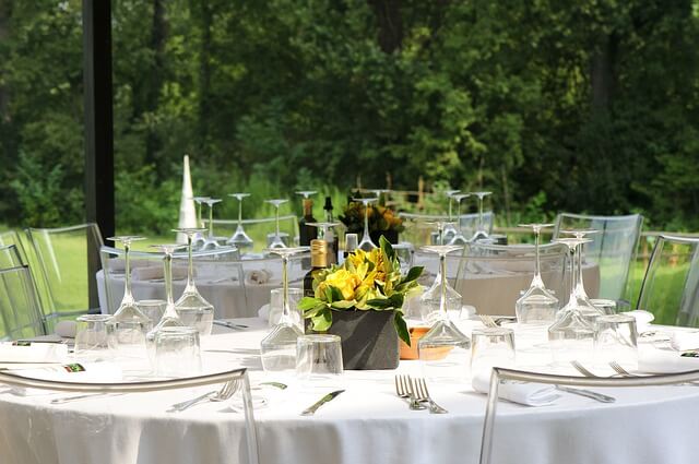 beautiful table setup for summer party